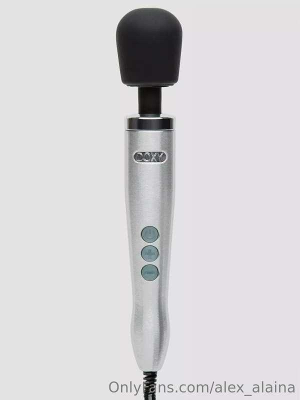 alex_alaina image #0