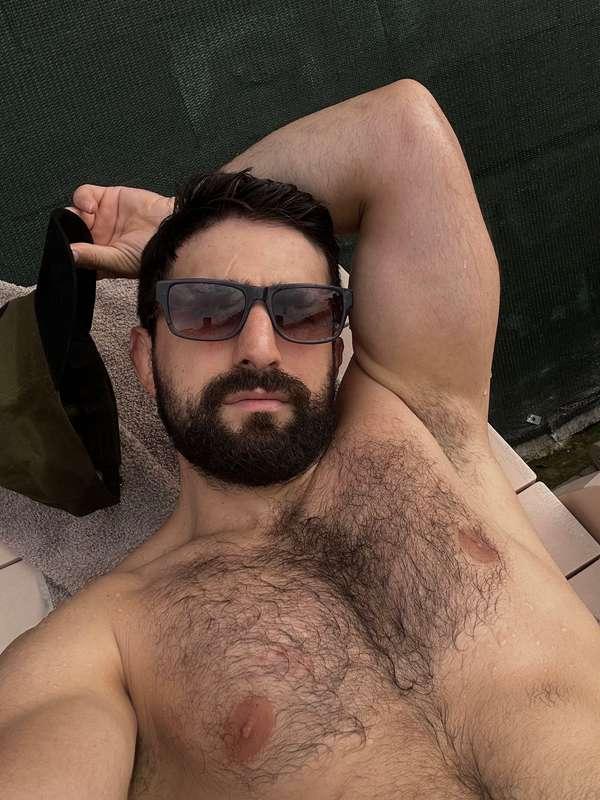 Enjoying the sun ☀️ 