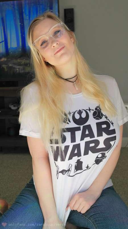 Hey everyone c: I hope ya'll had a great start to your week!..