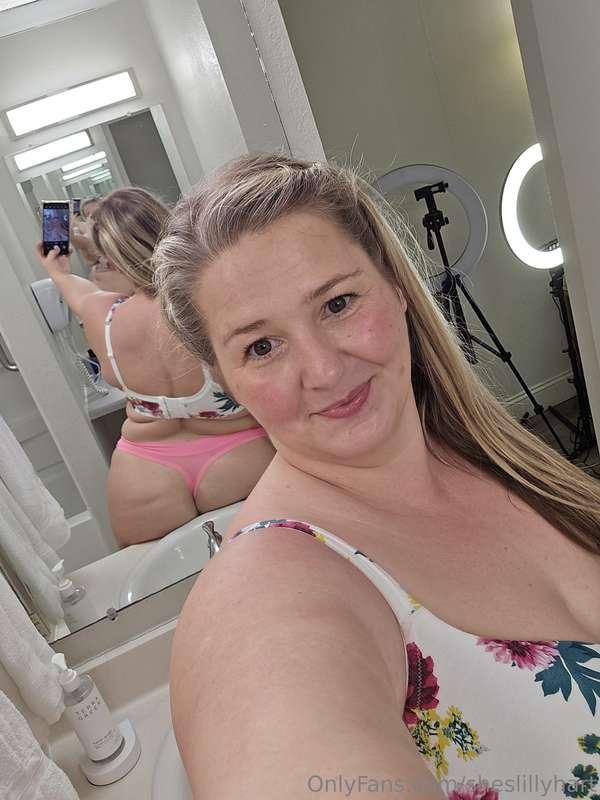 sheslillyhart image #1