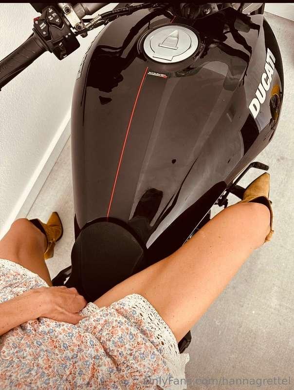 Wanna ride with me?😈
