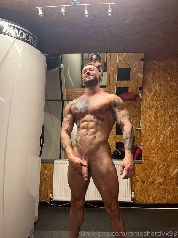 Big hunk with a big trunk 🐘 