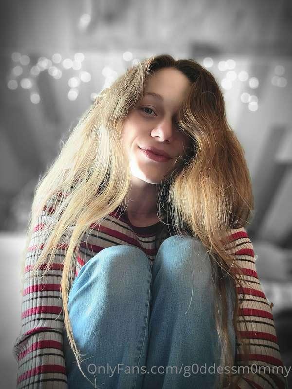 g0ddessm0mmy image #12