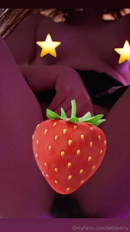 U can unlock this picture with ur last £39.99 video 🫢🤭 U don..