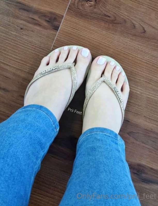 prii_feet main image