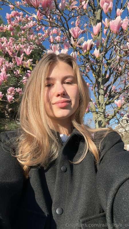 There were cherry blossoms in the park nearby and I thought ..