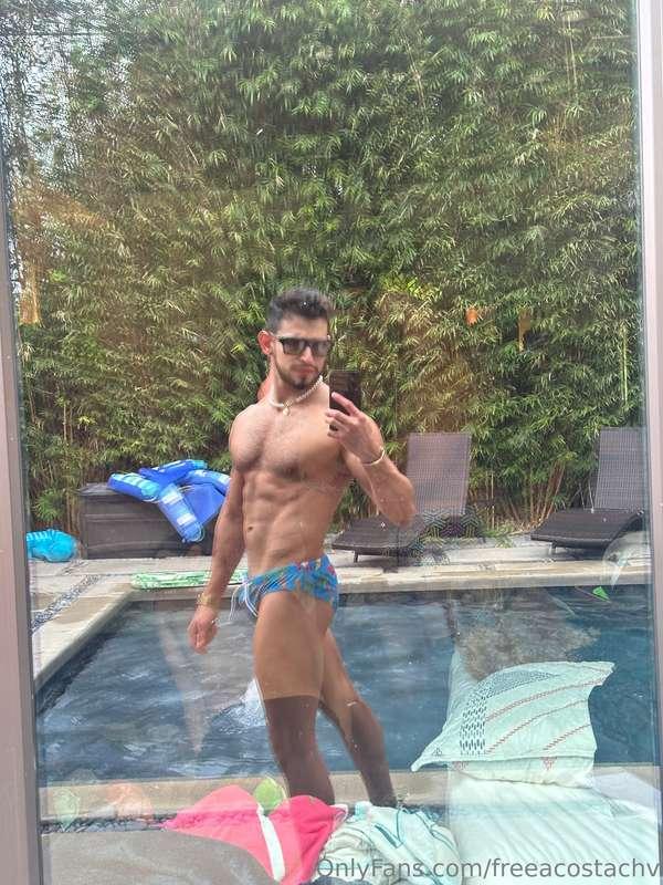 Took these off right before jumping in the pool💦