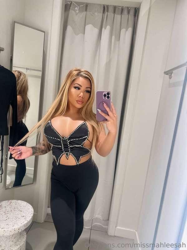Like if you want to see the x rated version 😈