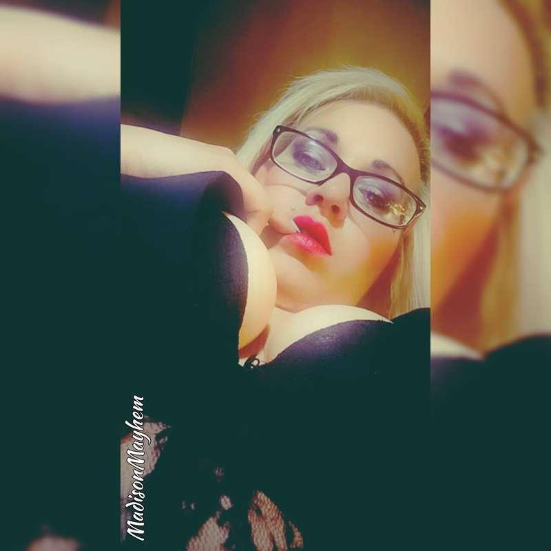 MoanMonday for my Loves 🎀🖤🎀