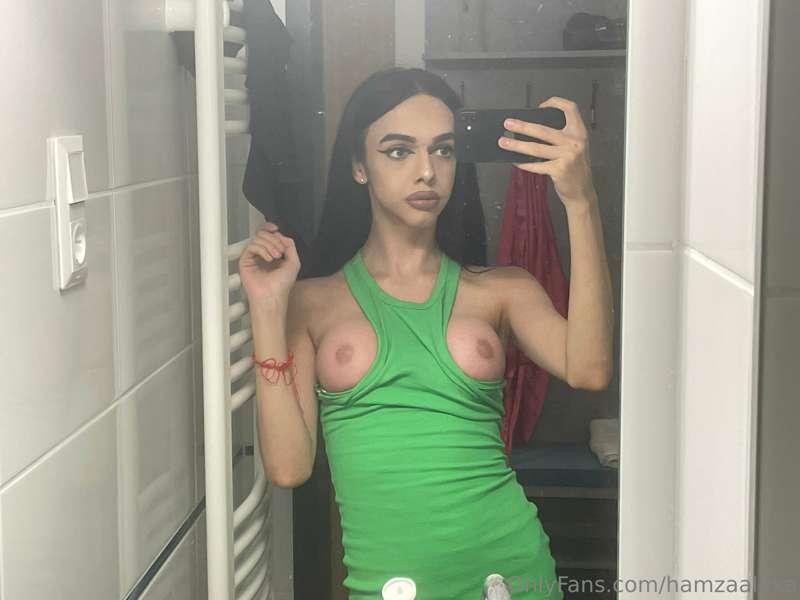 Valaki igazan a mellem koze tehetne🍒