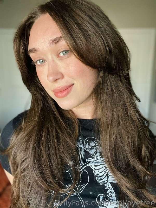 ellakayefree main image
