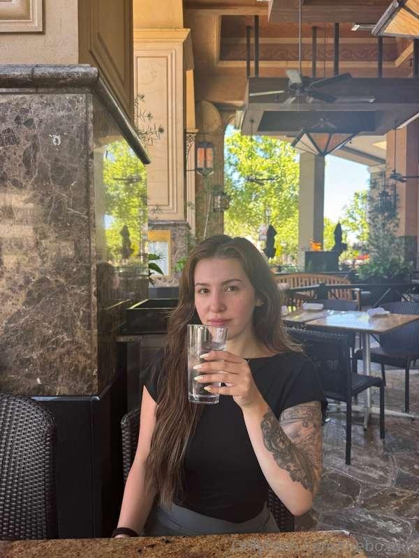 Lets chat.. 
