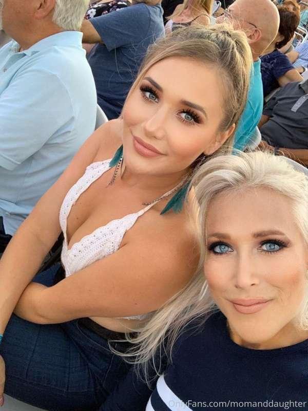 𝗧𝗵𝗲 𝗻𝗲𝘅𝘁 𝟭𝟬 𝗽𝗲𝗼𝗽𝗹𝗲 𝘁𝗼 𝘁𝗶𝗽 𝘁𝗵𝗶𝘀 𝗰𝗮𝗺𝗽𝗮𝗶𝗴𝗻 $10 𝗴𝗲𝘁 𝗮 𝘁𝗼𝗽𝗹𝗲𝘀𝘀 𝘃𝗶..