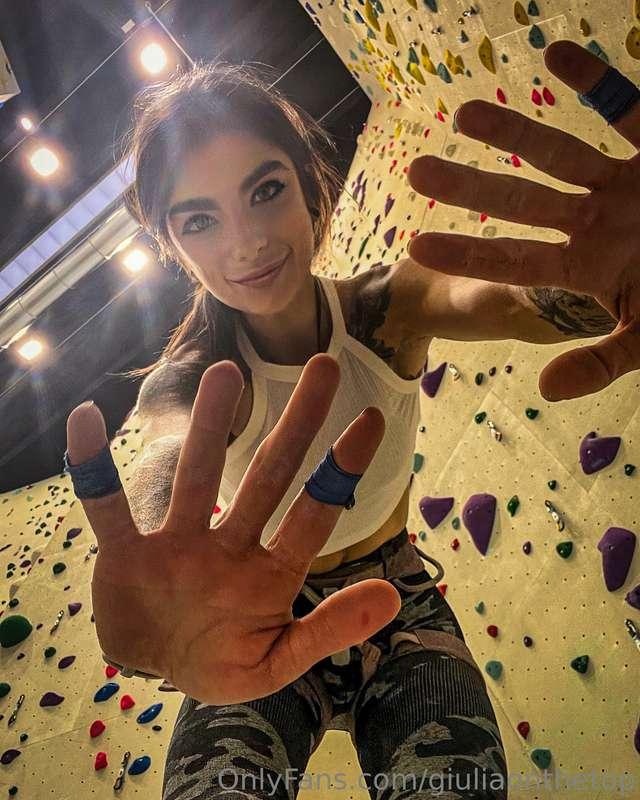 sooo i decided to post less outdoor (normal) climbing conten..