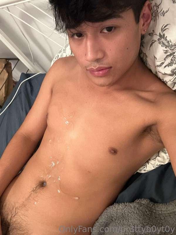 pr3ttyb0yt0y image #1
