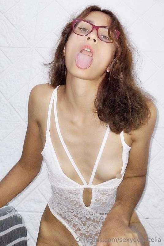 🫦 @anniehonry 🫦
       ✨ FREE ✨

Angel & demon
I want to be ..