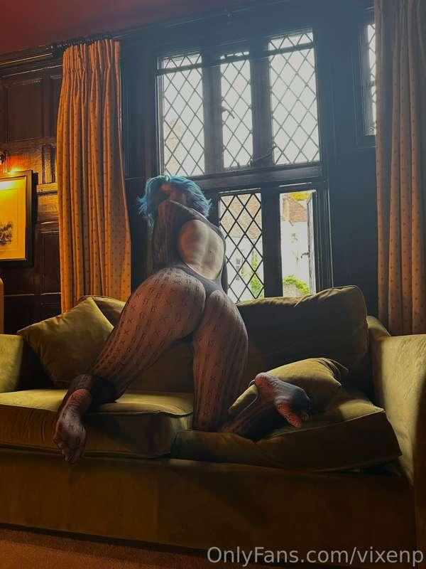Tip 34 if you want to see full set in this beautiful locatio..