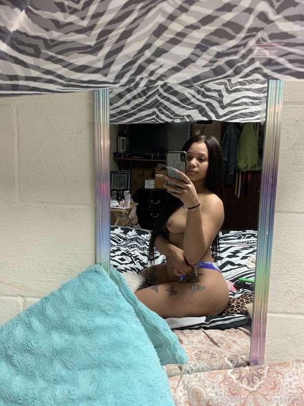 2:52AM 💜