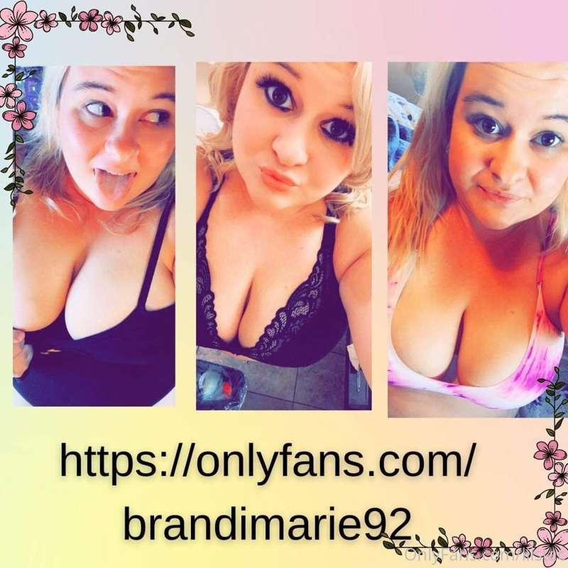 💋💋Heyyyy Babes💋💋
Come follow this sweet, but sassy girl! 👅
☑..