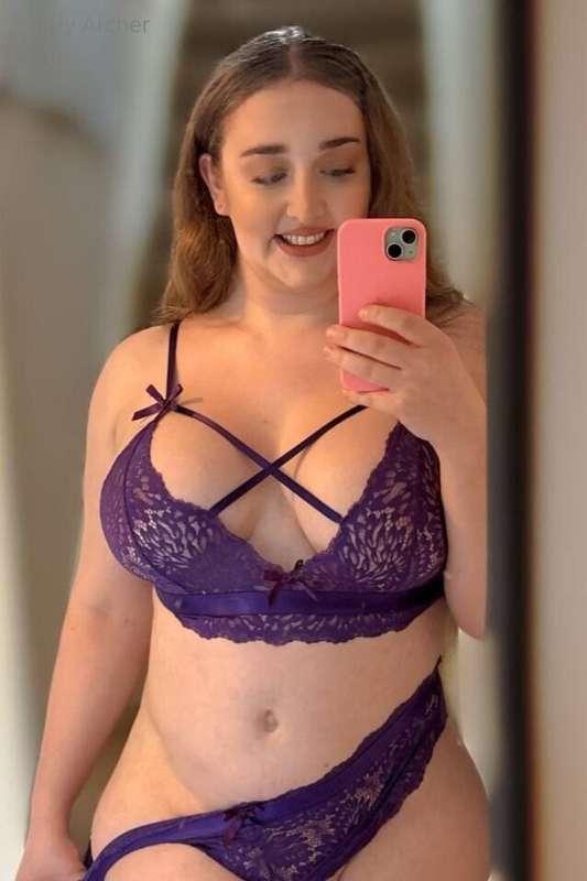 Rumour has it you love busty transgirls, here she is @gisele..