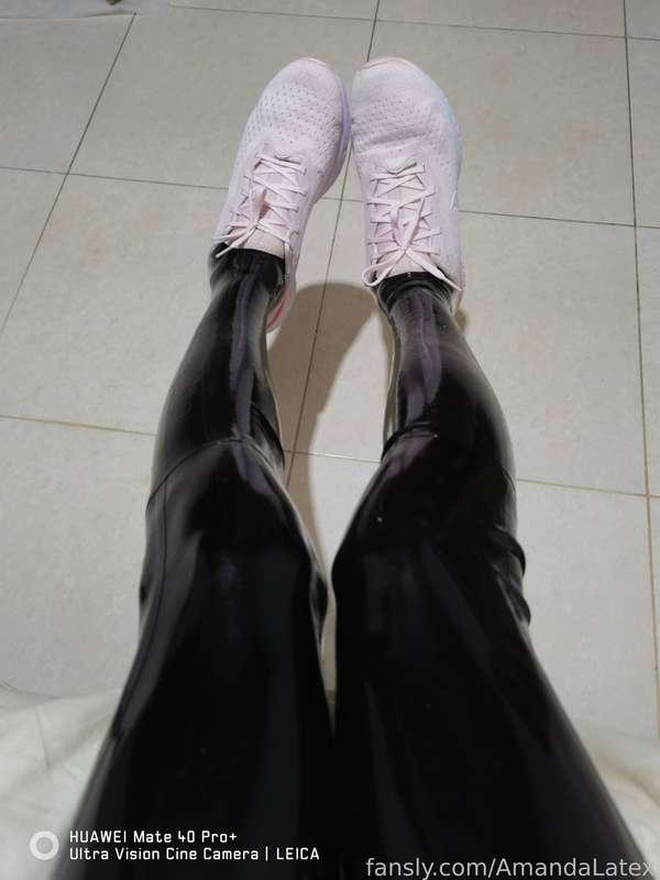 amandalatex image #7