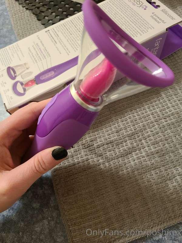Watch me test out this vibrator in a 9+ minute full body sol..