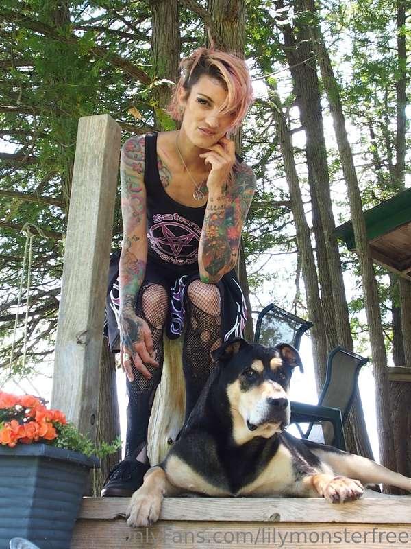 lilymonsterfree image #6
