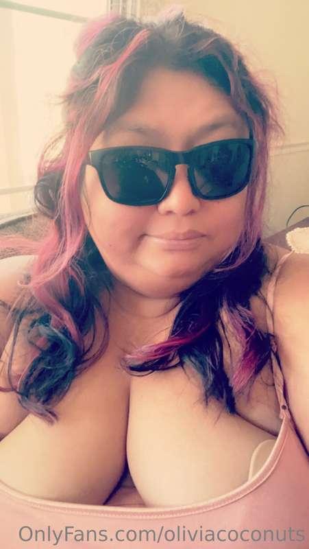 New hair who’s this.. 😘