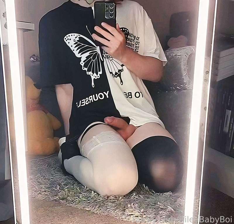 Spend a cosy night in with me? I'll make it fun don't worry 🥰