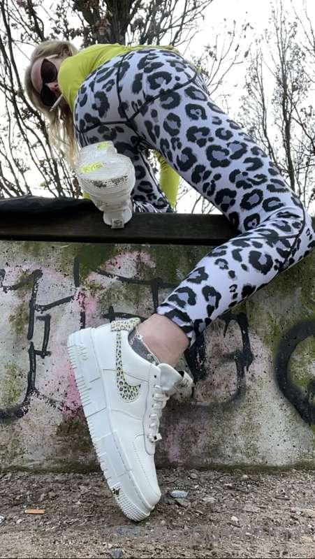 I was out with my lovely af1 😍😍😍