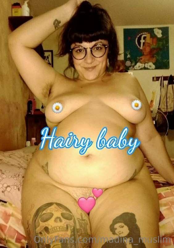 ## 👑The QUEEN of facesitting👑 
## 🍭CHUBBY HAIRY PUSSY🍭
     ..