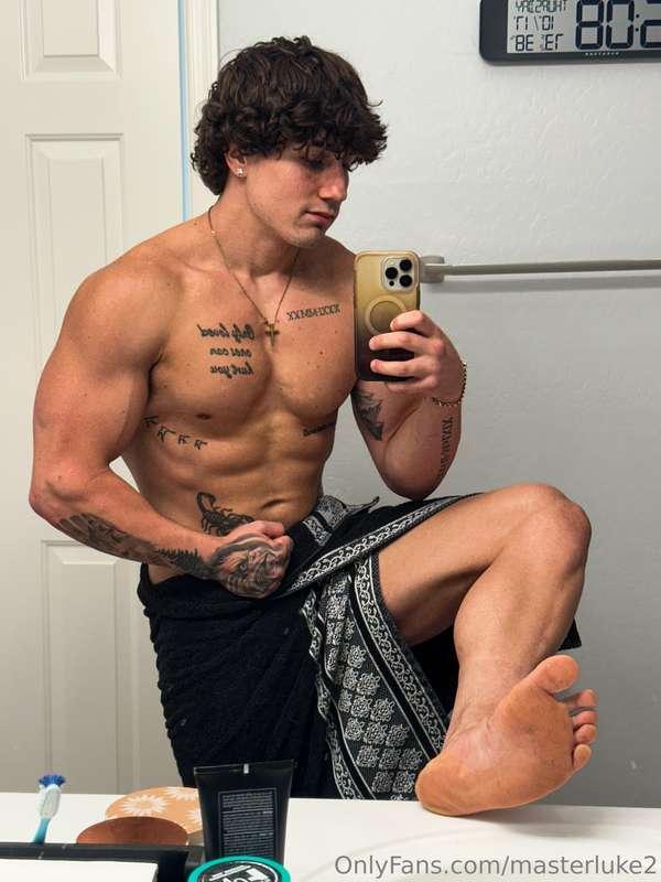 Deciding whether to shower or…. Let you lick em clean😏