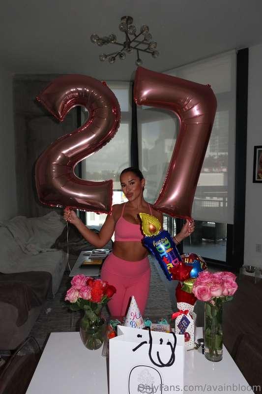 celebrating another year of life on this beautiful planet 🥰💗