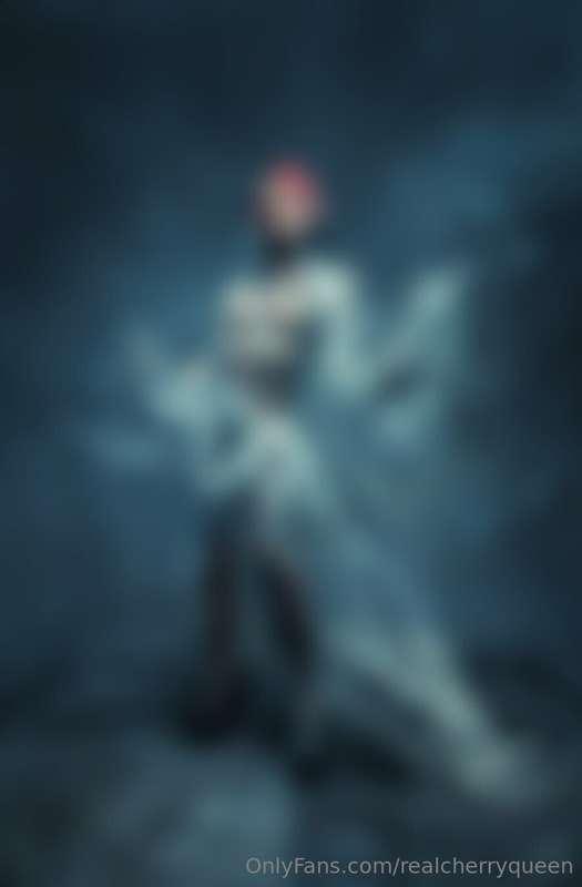 Check this exclusive Plastic Foil Shooting Preview.... Guess..