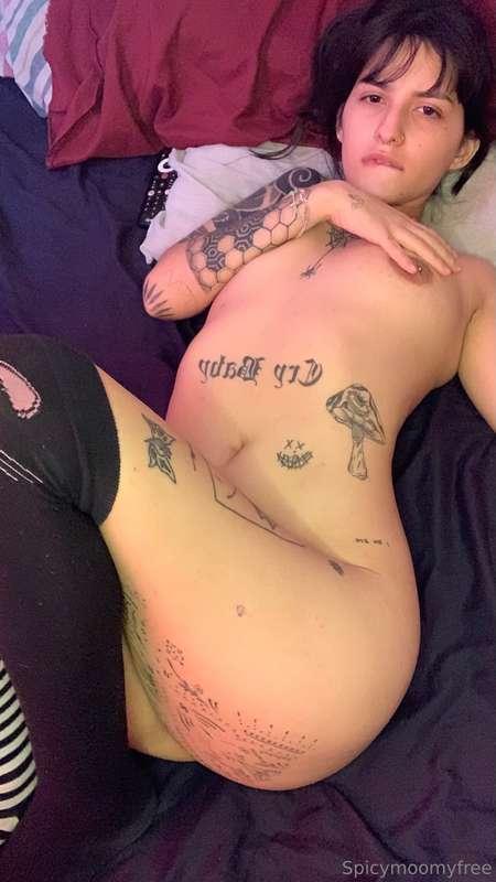 spicymoomyfree image #1