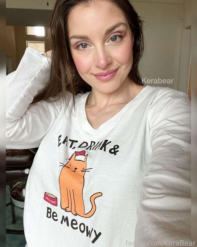 Swipe to see boobies 