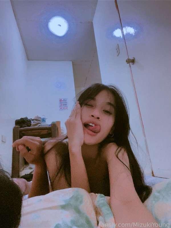 Hey😉

#cute #cuteasian #amateur #amateurasian #selfie #slimbabe #hotasianbabe #sexygirl #hotbabe #sexybody #amateurbabe
