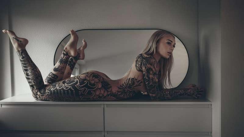 Lemon Lux - Home OF shoot :Photos