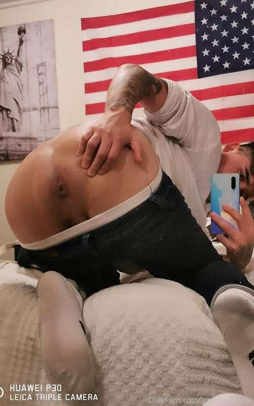Alguien Quiere este culito? Aguantador y Tragón🍑🔥