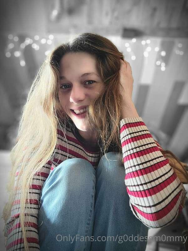 g0ddessm0mmy image #13