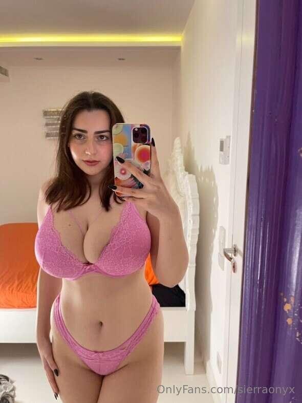 maybe i should get orange lingerie to match it to my bedshee..