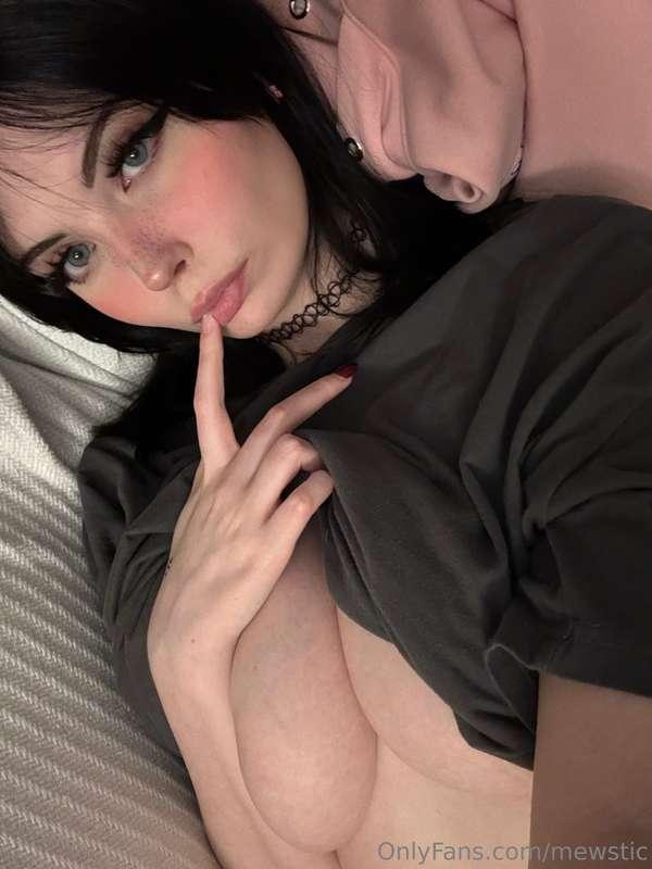 mewstic image #0