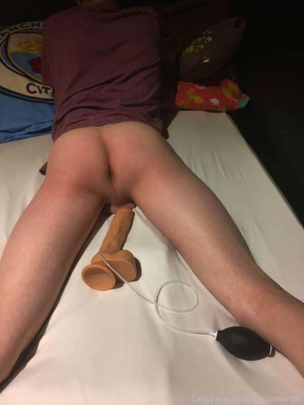 Having some fun with my toy 🙈
