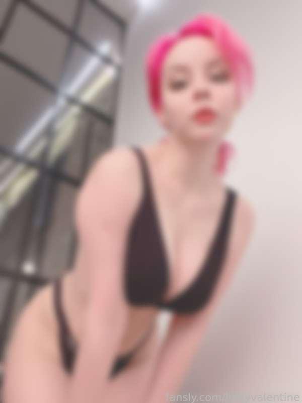 hellyvalentine image #3