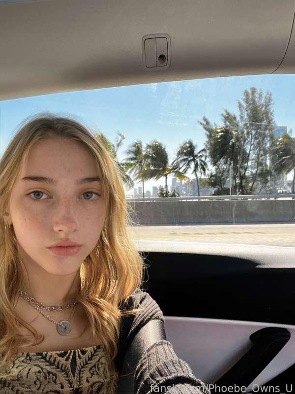 phoebe_owns_u image #1
