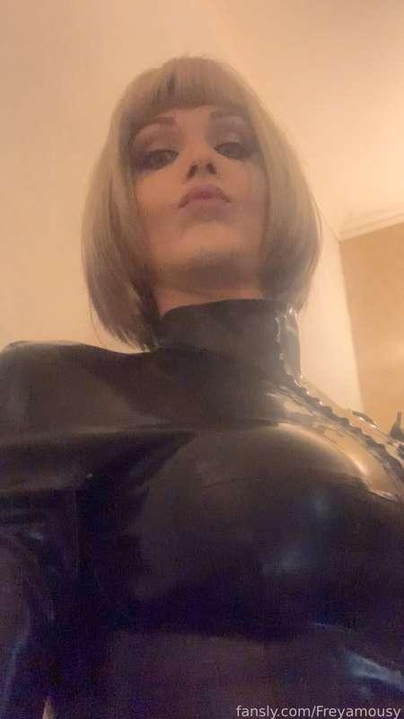freyamousy image #2
