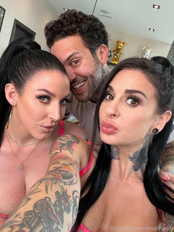 OVER 35 MINUTES LONG @angelawhite and @joannaangel decide to..