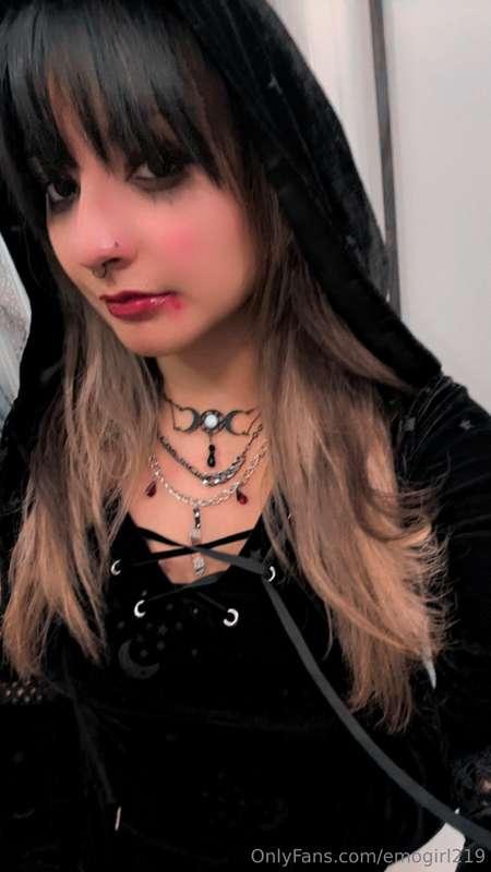 I need ideas for this years Halloween costume!!!