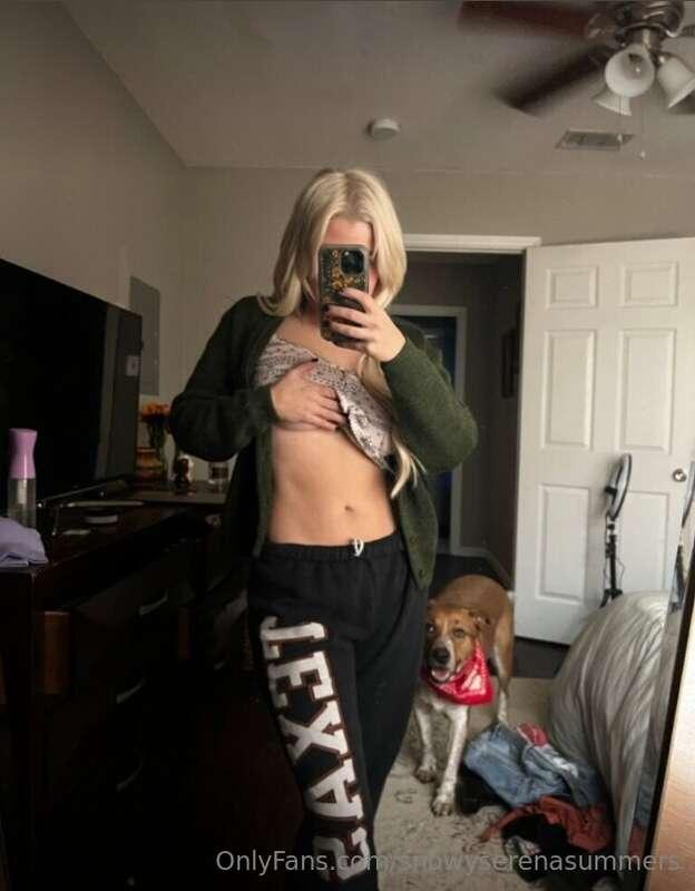 Sexy belly 🥵