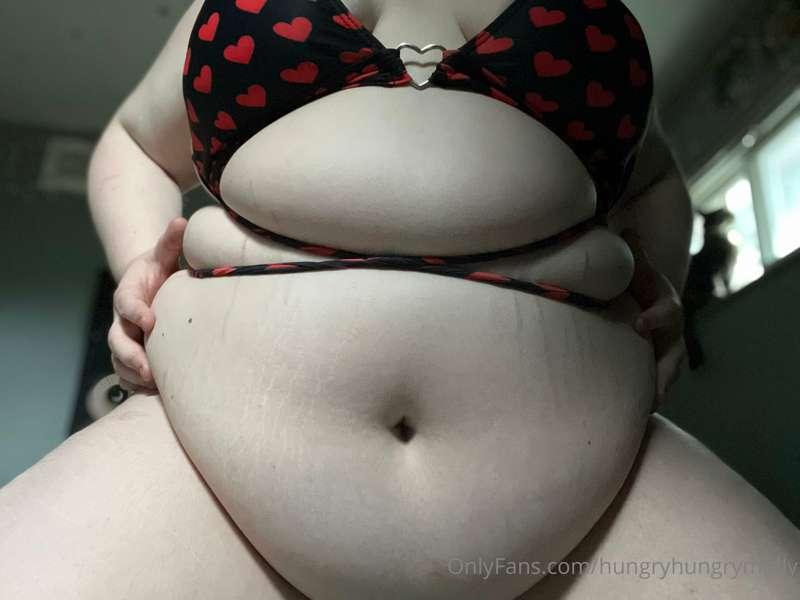 hungryhungrymolly image #2